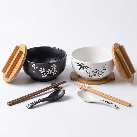 Les deux bols à ramen - Photo produit fond blanc